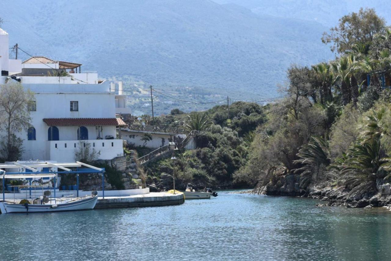 Guests Apartments In Sissi Creta Exterior photo